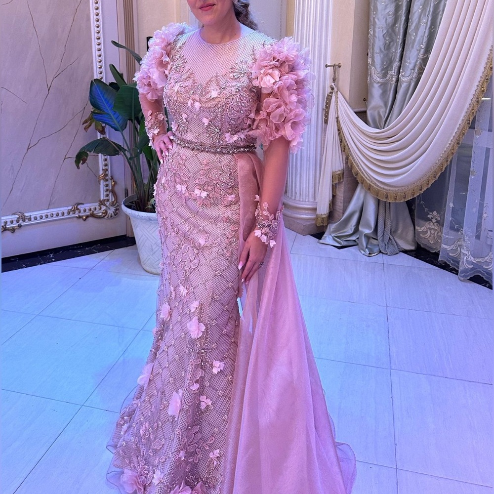 Elegant Floral Embellished Dress - Picture 2 of 14